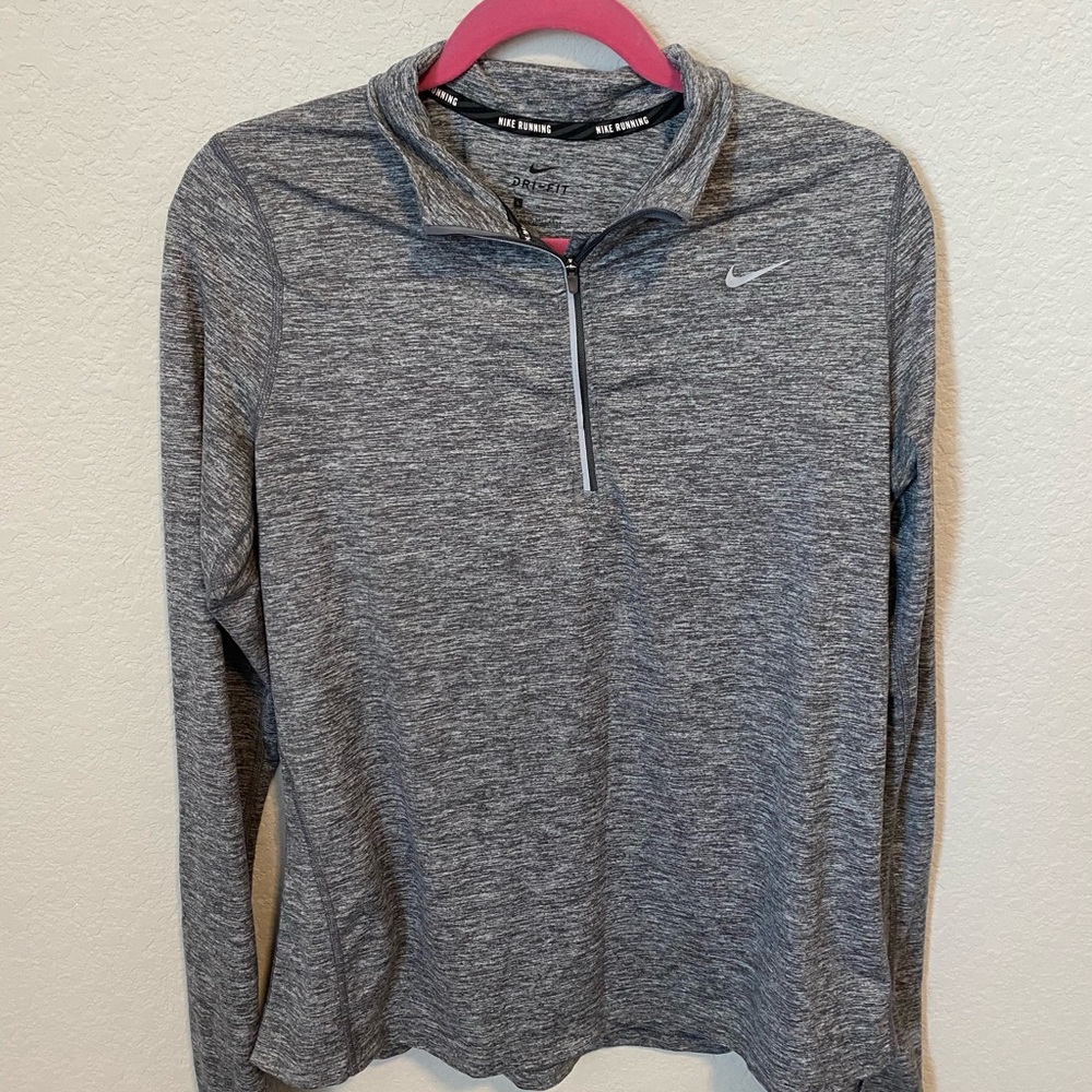 *Barely worn* Nike running dry fit pullover.